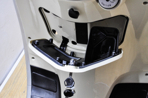 Imagen 9 de 20 de Motomel Strato Alpino 150 0km Scooter Imperdible 2023