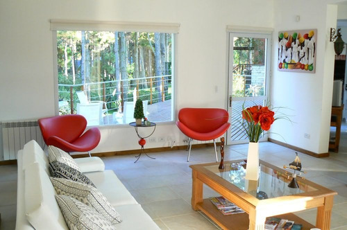 Imagen 2 de 14 de Pinamar - 5 Dorm.,jardín Y Terraza Con Jacuzzi.