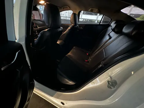 Mazda 3 2.0 Touring At
