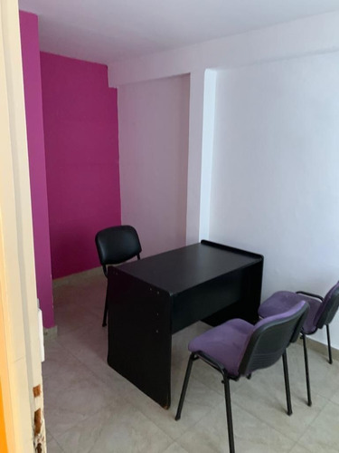 Imagen 6 de 14 de Complejo De Oficinas En Excelente Ubicacion