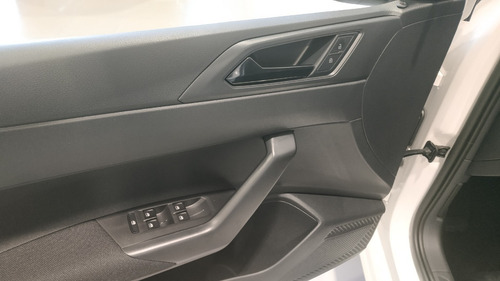 Volkswagen Virtus 1.6 Msi Trendline S.a