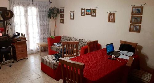 Imagen 2 de 8 de Casa En Venta De 3 Dormitorios C/ Cochera En Cosquín