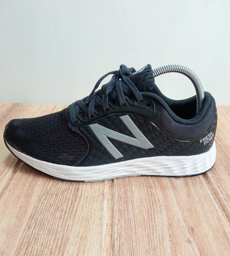 New Balance - Zante V4 Fresh Foam Mujer.