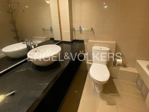 Moderna Casa En Jardines Del Sur Con 272 M2 Útiles