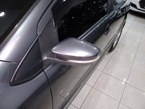 Imagem 5 de 14 de Volkswagen Spacefox 1.6 Msi Trendline 8v Flex 4p Manual