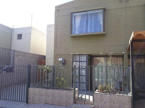 Vendo Casa En Condominio San Lorenzo, Alto Hospicio