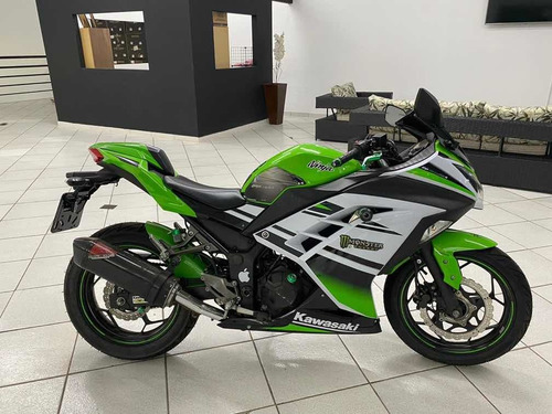 Kawasaki Ninja 300