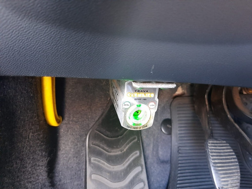 Imagem 11 de 15 de Fiat Strada Adventure 1.8 Flex