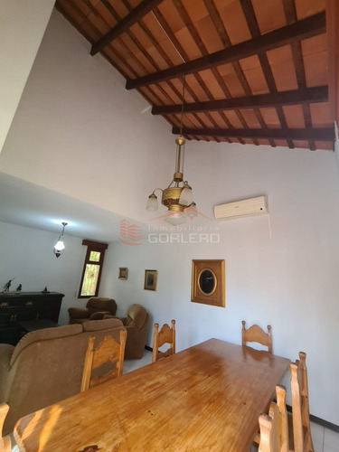 Casa En Venta Y Alquiler En Punta Del Este, Pinares, A 300 M Del Mar, 4 Dormitorios, Muy Lindo Entorno- Ref: 26497