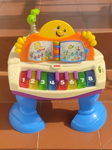 Imagen 1 de 5 de Piano Musical Fisher Price Usado Buen Estado Incluye Batería