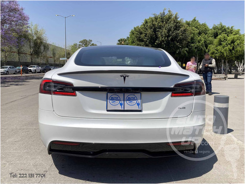 Tesla Model S 2022