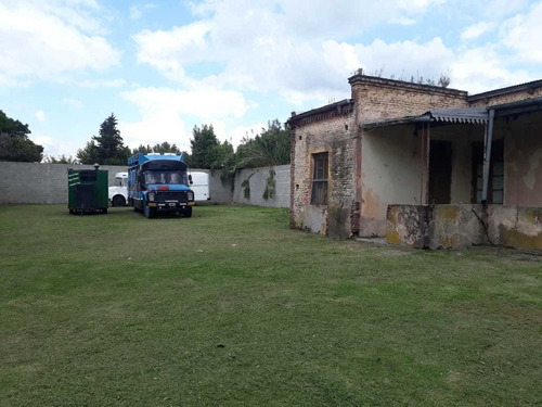 Antigua Casa En 2 Lotes