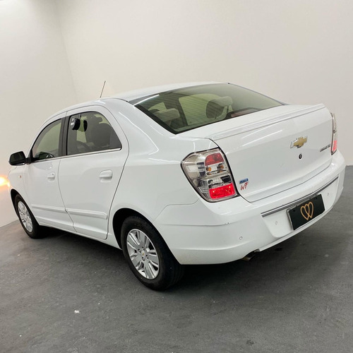Imagem 8 de 9 de Chevrolet Cobalt Ltz 1.8 8v Econo.flex 4p Aut. 2013/2014