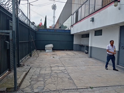 Bodega En Renta De 1200m2 En Total, Mezanine, Patio, Entrada Trailer