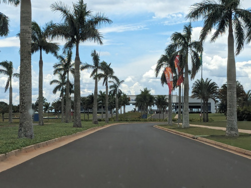 2 Terrenos Lindos A Venda