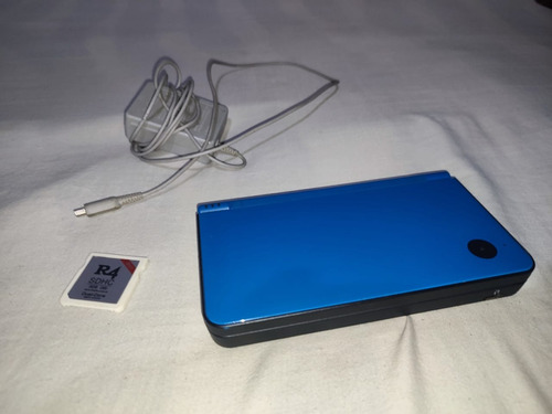 Nintendo Dsi Xl + Tarjeta R4 2017