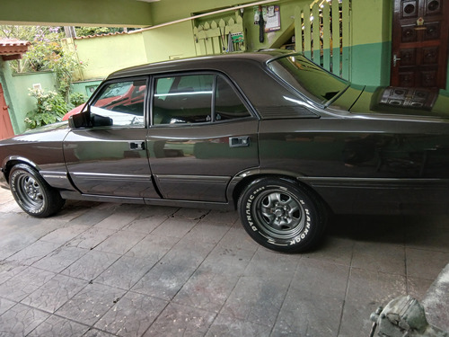 Comodoro 6 Cc,completo,interior Original