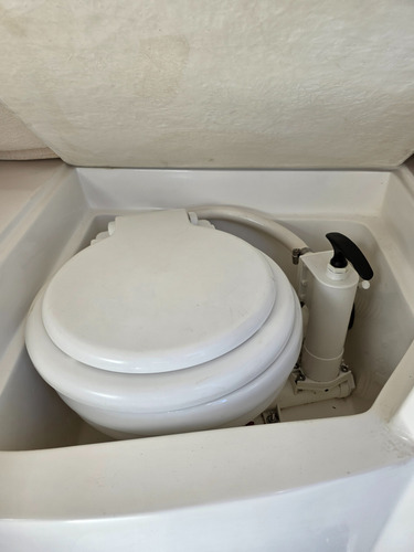 Lancha Quicksilver 2002 Cuddy Evinrude 150 Hp Ecológico