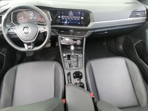 Imagen 9 de 11 de Volkswagen Jetta 2019 R-line 1.4 Turbo