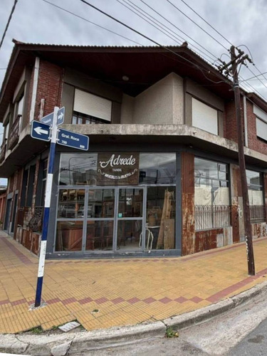 ¡oportunidad Única En Esquina! Propiedad Con Gran Potencial Comercial Y Residencial