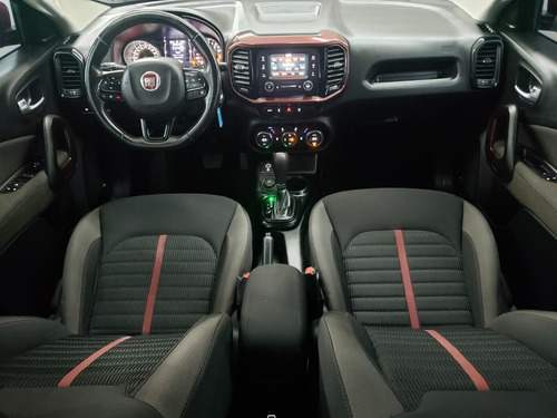 Imagem 4 de 14 de Fiat Toro Freedom 1.8 At6 4x2 Flex Automático 2018 2019