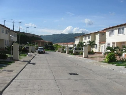 Imagen 6 de 10 de Casa En Venta Guatire Villas De Buenaventura 20-18312