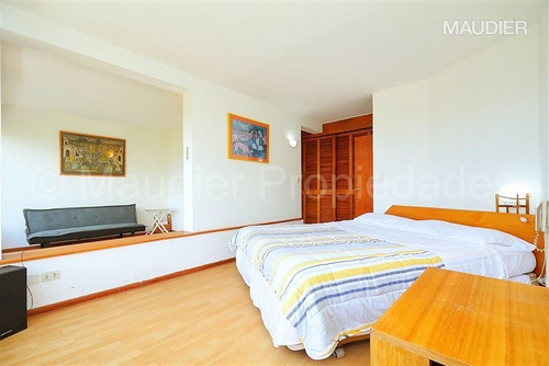 Casa En Venta De 3 Dormitorios En Las Condes