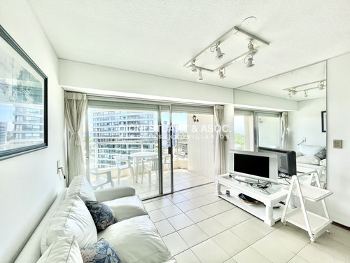 Imagen 6 de 30 de Oportunidad En Roosevelt !! 2 Dormitorios 2 Baños !! Vista Al Mar !! Para Comprar Ahora !!!