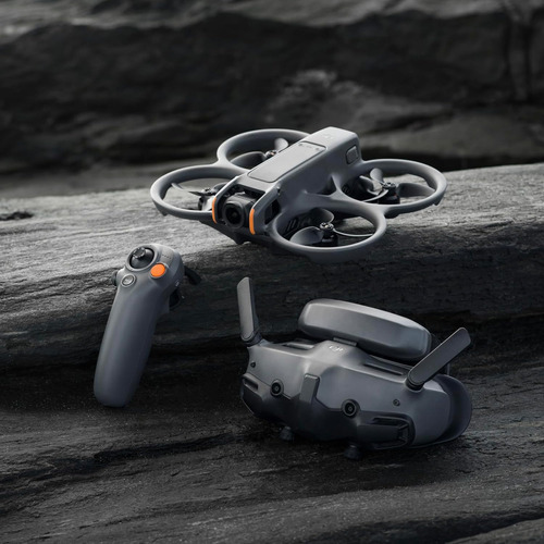 DJI Avata 2 Vuela Más Combo Dron FPV Cámara 4K 1 Batería Goggles 3 y RC Motion 3 Vuelo Inmersivo