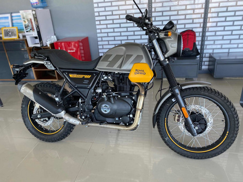 Imagen 9 de 15 de Royal Enfield Scram 411 Graphite Yellow