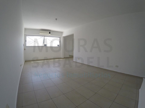 Amplio Monoambiente - Villa Luzuriaga - Zona Unlam