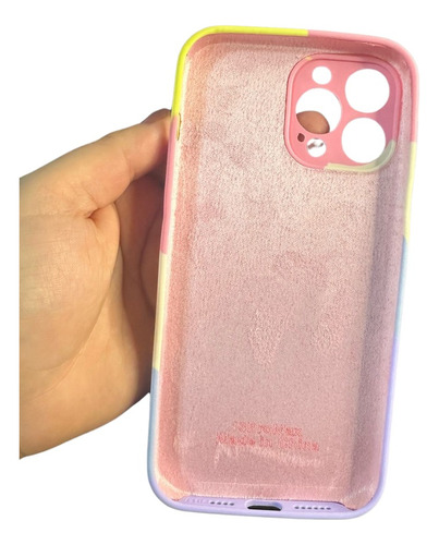 Capinha Case Capa 13 Pro Max Arco Iris Aveludada