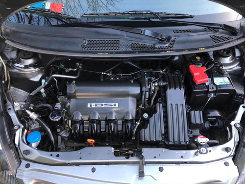 Imagen 10 de 18 de Honda Fit 2006 1.4 Lxl At
