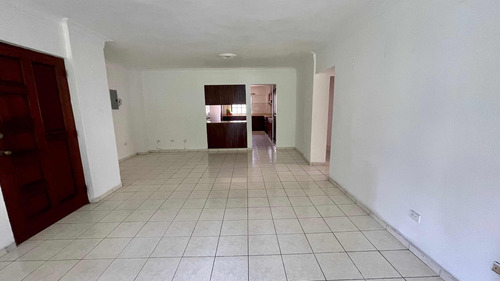 Apartamento En Bueno Aires, Avenida Independencia