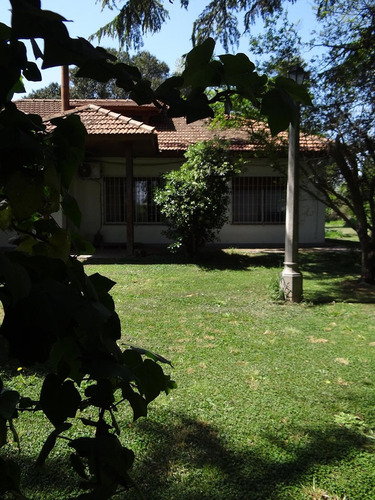 Venta Casa En 4 Lotes 9500m2 Bosques Fcio. Varela