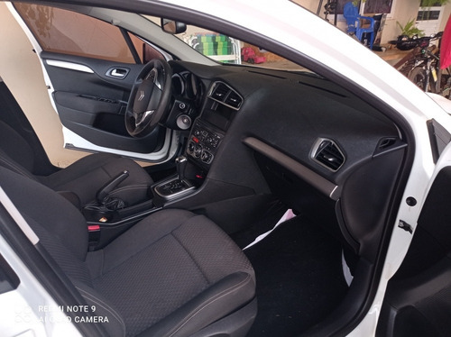 Citroën C4 Lounge 2014 2.0 Tendance Flex Aut. 4p