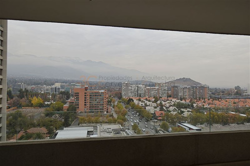 Imagen 14 de 22 de Ultimo Precio / Estacion Metro Tabancura / Costanera