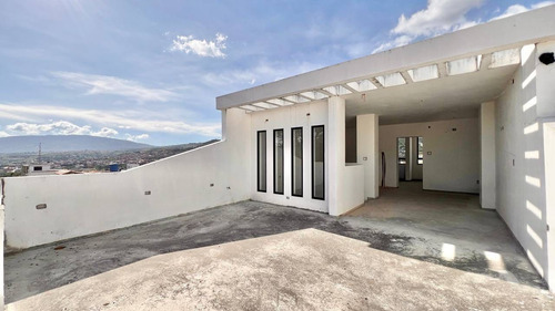 Manuel Torres Vende Casa Financiada Urb Valle Arriba