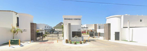 Casa En Remate Bancario En Blvd. Faustino Felix Serna, Miramar, Guaymas, Sonora