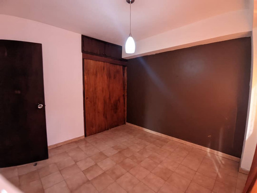 Apartamento En Venta Valencia Urb Prebo (mer)