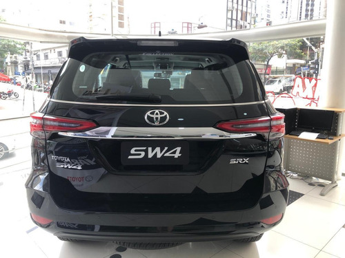 Imagem 6 de 8 de Toyota Hilux Sw4 Srx 4x4 2.8 Tdi 16v Dies. Aut.