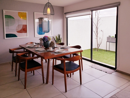 Casa En Venta En Toluca, Fraccionamiento Aurea