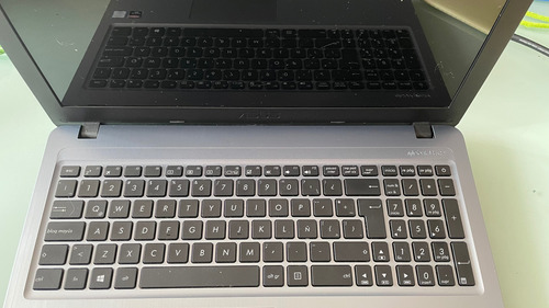 Notebook Asus 15.6 Core I3 Ram 8gb X540ua-gq058t (Usado)
