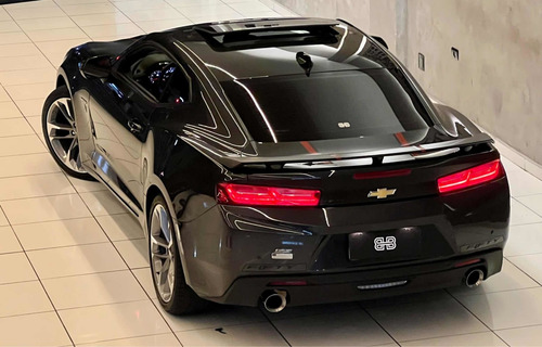 Imagem 12 de 15 de Camaro 6.2 V8 Fifty 2017 16.000km Com Teto E Couro Novissimo