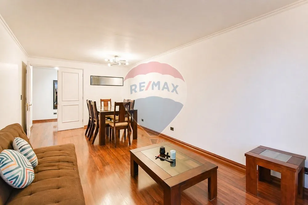 Imagen 4 de 23 de Departamento Las Condes 3d+serv, 2 Estac.