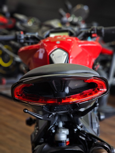Imagen 5 de 25 de Mv Agusta Dragster 800 Mejor Precio - Entrega Inmediata
