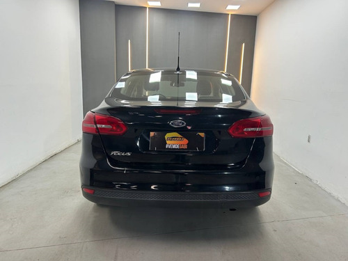 Ford Focus 2.0 SE PLUS 16V FLEX 4P POWERSHIFT