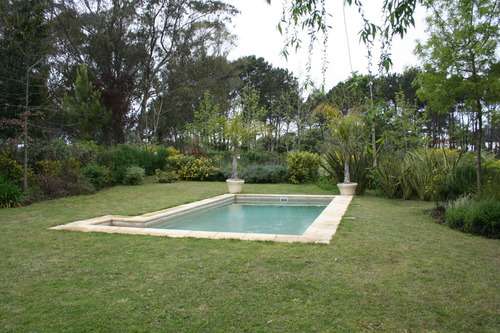 Alquiler Temp Casa 3 Dorm C/piscina El Tesoro Mb Ubicacion (ref: Atm-1172)