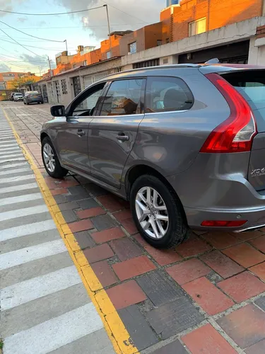 Volvo XC60 2.0 T5 Awd Summum