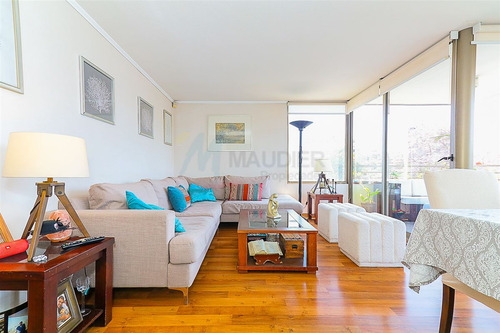 Departamento En Venta De 4 Dorm. En Providencia